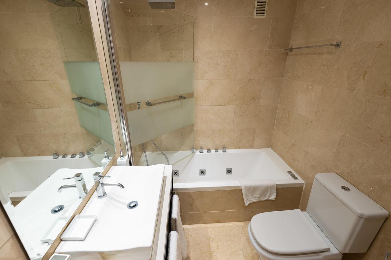 Vacation Marbella I Brand New Terrazas De Banus Apt, 24-7 Security, A Minute From The Marina, The Sea And Luxury Shopping Zewnętrze zdjęcie